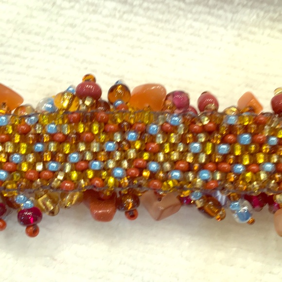 Profusion Bead Bracelet - Picture 6 of 7